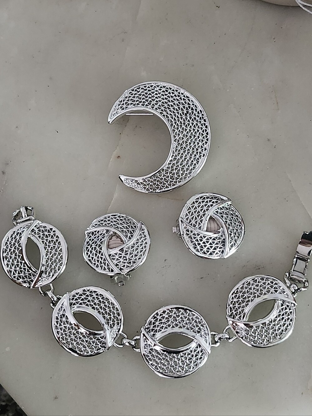 Vtg Sarah Coventry "Crescent" Silver Tone Demi Parure Jewelry Set